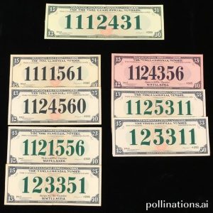 A person holding a vintage banknote gently with gloved hands, examining it under a bright lamp. In the background, there's a desk filled with numismatic books, a grading guide, and other collector tools. The atmosphere is studious and focused.</p>
<p>“><br /> Beberapa uang kertas bahkan menggunakan benang pengaman khusus atau fitur lain yang membedakannya dari cetakan standar.</p>
<h3><span class=